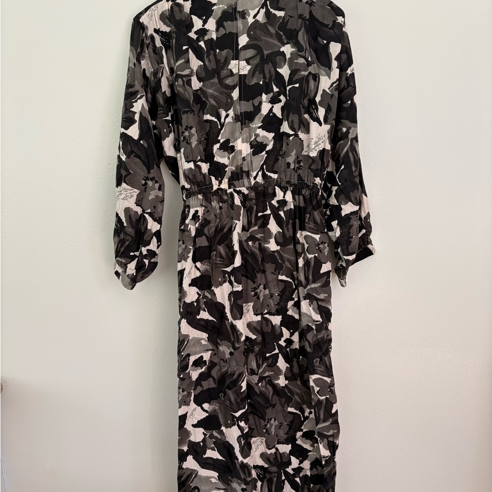 Floral Print Long Sleeve Midi Dress in Black & White